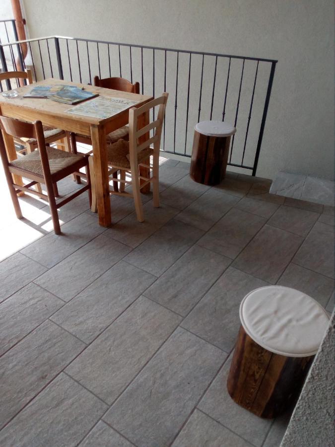 Little Family Apartment Salo Exterior photo